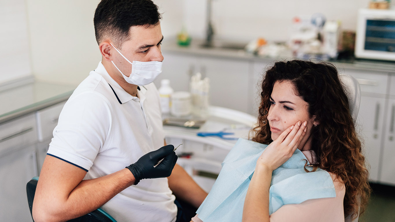 Top Five Benefits of Professional Teeth Whitening